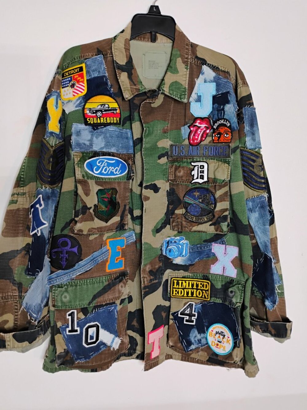 Men's small regular/ladies medium junk camo